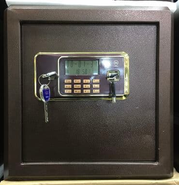 pul yığmaq üçün kassa: Hundurluk 40 Derinlik 34 Eni 40 Seyf iki acar ve kodile isleyir oda — 1