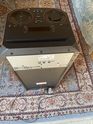 Микрофоны: Original LG kolonkasıdı . Temiz ve guclu sesi var . İdeal veziyyetdedi — 3