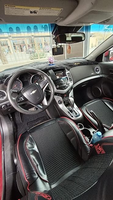 cruze rol: Chevrolet Cruze sedan – qırmızı rəng - Kuzov: 4 qapılı sedan, parlaq — 9