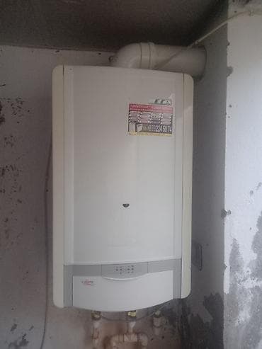 dirnaq aparat: Kombi sistemi və radiatorlar - Divara quraşdırılan qaz kombisi — 4