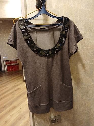 de facto sweatshirt: Futbolka və maykalar — 1