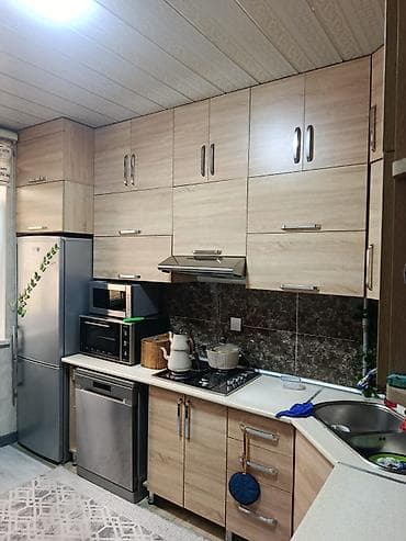 sumqayit corek zavodu: *ZB* *MƏTBƏX MEBELİ* Qiymət *250 AZN* ölçü. *3.20* üzərində *moyka — 1