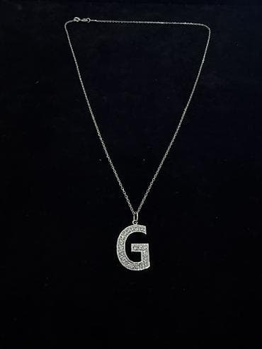 Hərf kolyəsi – “G” 18K( 750) - Zərif, incə zəncirli kolye - Asqı: “G”