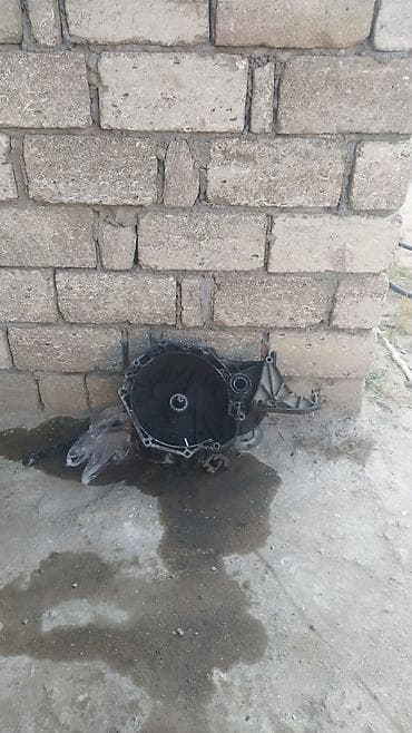 buff: Maşın ehtiyat hissələri paketi Satılır: müxtəlif avtomobil hissələri — 1