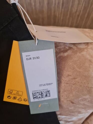 cins pencekler instagram: Teze H&M firmasi yaylig gara cins, 31/30 giymet sondu, yaridan — 3