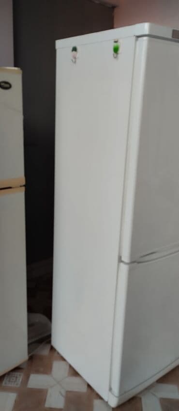 Mətbəx texnikası: İşlənmiş 2 qapılı Indesit Soyuducu Satılır, rəng - Ağ — 3