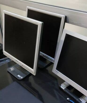 Masaüstü kompüterlər və iş stansiyaları: Monitor 17
islenmis monitorlardi.
Power vga kabeli veriləcək — 2