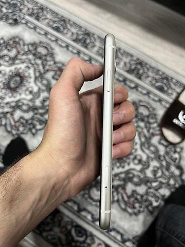 iphone baku: IPhone 11, 64 GB, Ağ, Face ID — 7
