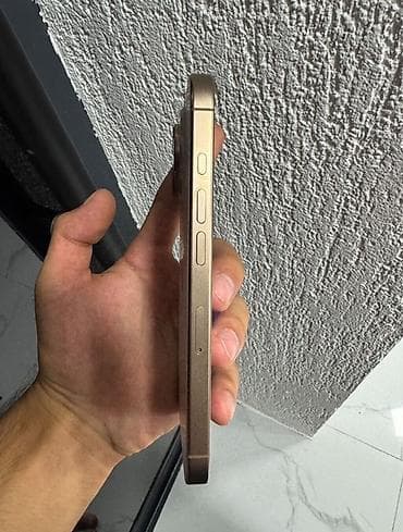 iphone 5s ikinci el: IPhone 15 Pro, 128 GB, Natural Titanium, Simsiz şarj — 4