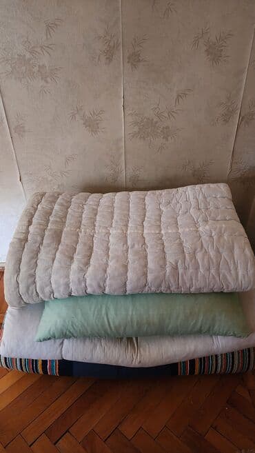 carpayi tek neferlik: Təknəfərlik çarpayı — 1