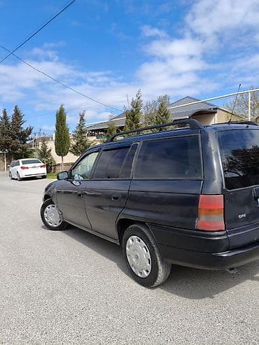 ford tranzit 1998: Opel Astra: 1.6 l | 1996 il Universal — 5