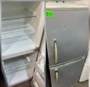 İkiqapılı soyuducu - Üst hissədə soyuducu bölmə, alt hissədə