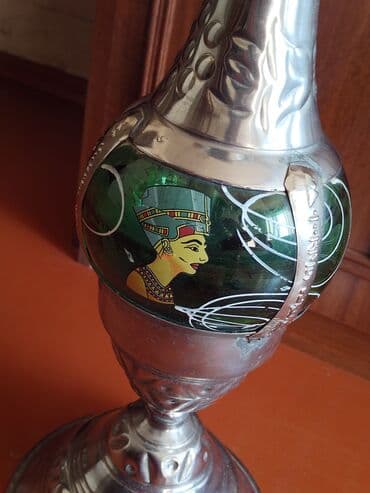 Misir Qelyani Şüşə kolba: yaşıl rəngli, üzərində Misir tematikası və — 2