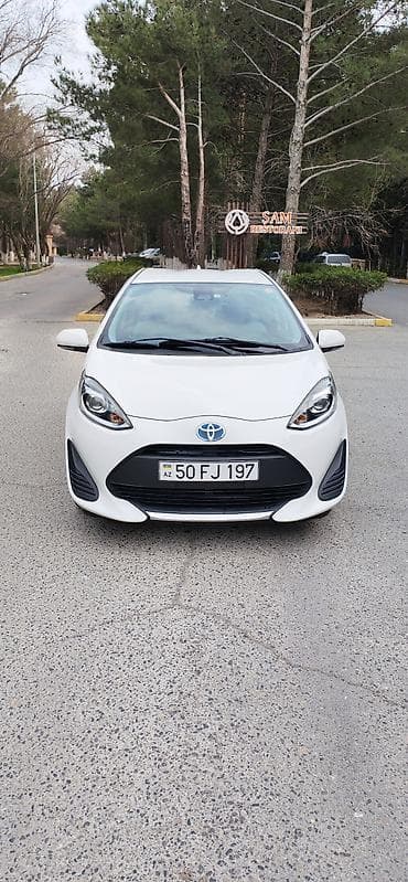 Toyota Aqua: 1.5 l | 2020 il Hetçbek lalafo.az -da Toyota Aqua: 1.5 l | 2020 il Hetçbek