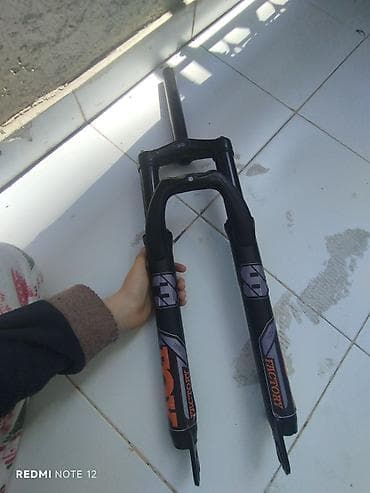 velosi̇pet: MTB amortizator vilkası 26 liqdi az istifade olunub biraz eyrilib — 2