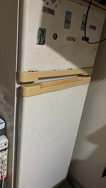 " BEKO" Soyuducu 2 kameralıdır Qapı rezinləri yenicə dəyişilib Əla — 1