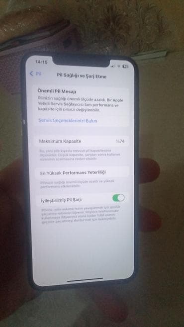 irşad iphone 12: IPhone Xs Max — 3