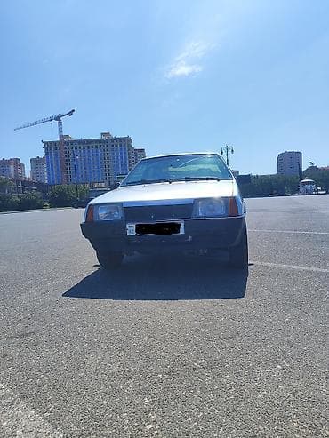 vaz masinlar: VAZ (LADA) 21099: 1.5 l | 2001 il 379000 km Sedan — 1
