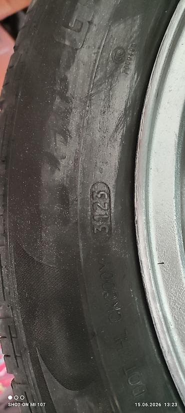disk kia: İşlənmiş Şin Goform 215 / 55 / R 16 — 2