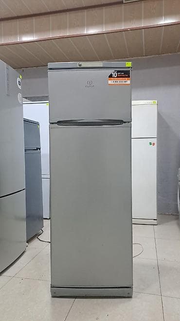 dondurma xaladenniki: 2 qapılı Indesit Soyuducu Satılır, rəng - Boz — 1