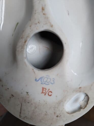 qara fon şəkilləri: Фигура, Керамика, цвет - Белый — 2