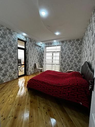 ev alqi satqisi kirayesi: 3 otaqlı mənzil – geniş zal, ayrı mətbəx, hamam/tualet və dəhliz — 6