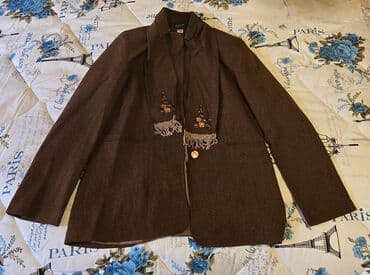 yun jaket: Qadınlar üçün şıq qəhvəyi blazer və uyğun şərf dəsti. - Klassik düz — 2