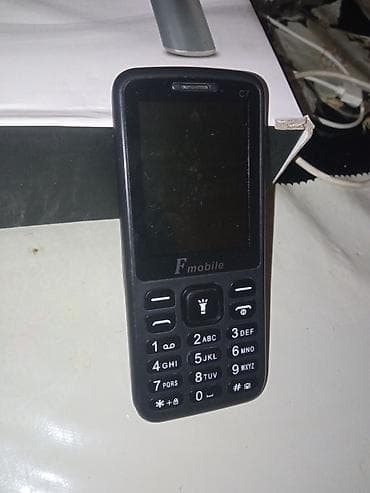 bluetooth qulaqciqlar qiymeti: Telefon, tam işlek vəziyyetdedir. tep tezedir cemi 1 ay yarım — 5