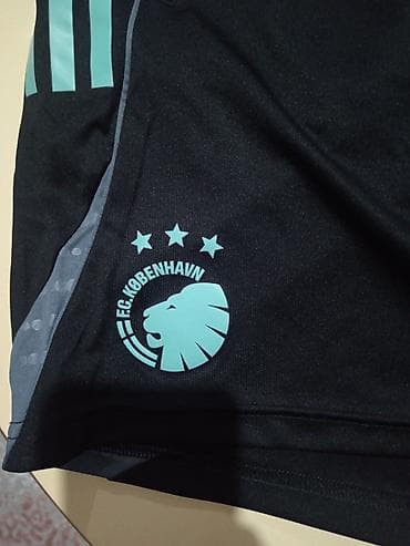 idman şort: Məhsul: original FC Kopenhagen adidas futbol şortu İstifadə sahəsi: - — 2