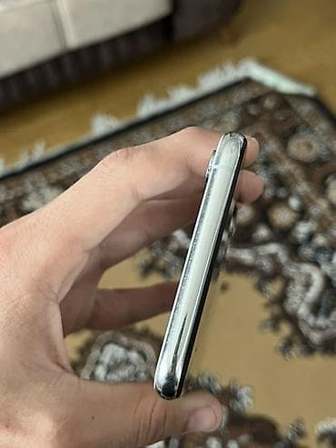 IPhone X, 64 GB, Gümüşü, Face ID — 7