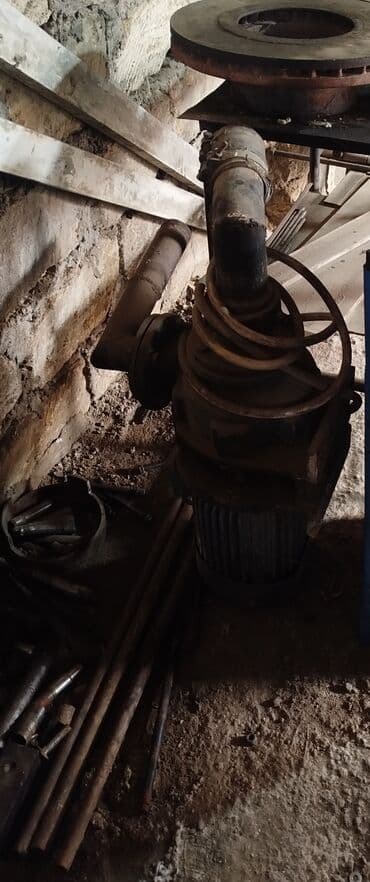 paslanmaz su borusu: Maşın matoru yağlı detal yumaq üçün moyka peçi satılır ten ilə — 2