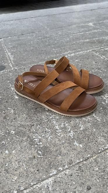 NIVELLI qadın sandal modeli - Üç zolaqlı dizayn: ön hissədə iki — 1