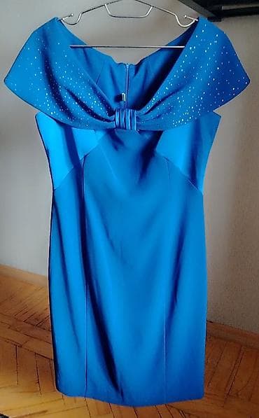 Zərif elektrik-mavi rəngdə kokteyl/axşam geyimi - Model: qolsuz, dizə