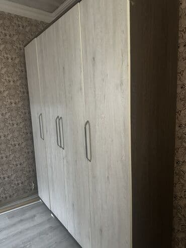 açarlı şkaf: Açılan, 4 qapılı Düz dolab, Qarderob, paltar dolabı — 1