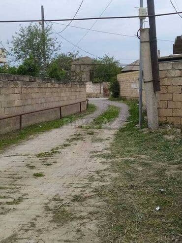 Qarajlar: 3 otaqlı, 70 kv. m, Təmirsiz — 8