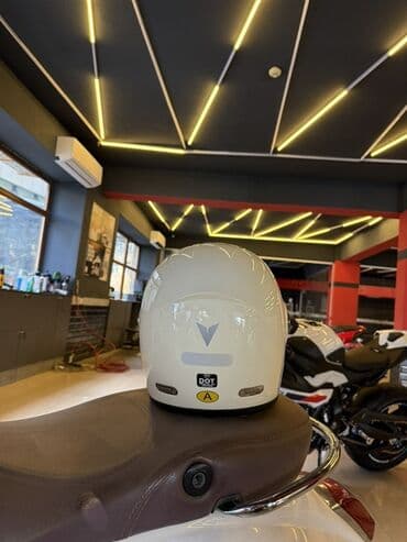 jiquli matoru: Vega markası Cafe racer dəbilqə, M ölçüdür, yenidir, istifadə — 7