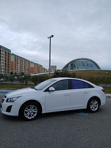 yan guzguler: Chevrolet Cruze: 1.8 l | 2014 il 218888 km Sedan — 8