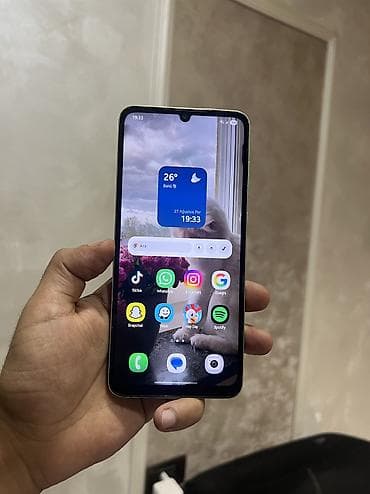 samsung netbook: Samsung Galaxy A05, 64 GB, rəng - Yaşıl, Sensor, Face ID — 6