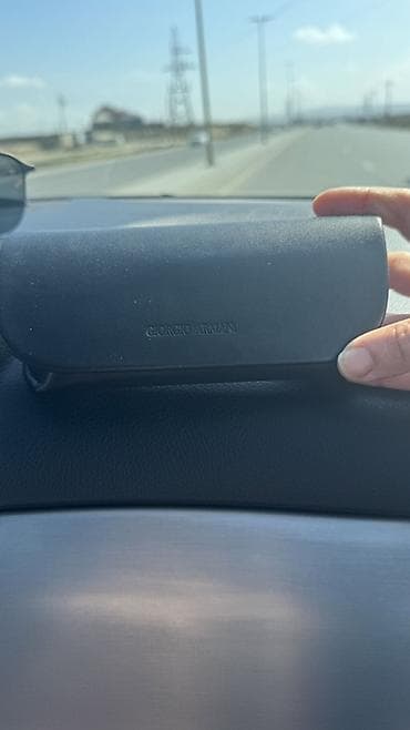 Наручные часы: Солнцезащитные очки — 1