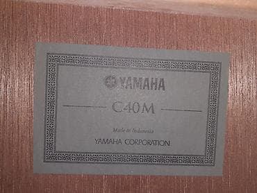 yamaha синтезатор: Klassik gitara, Yamaha — 3