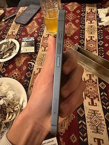 iphone 17 pro max dubay: IPhone 14, Mavi, Face ID — 3