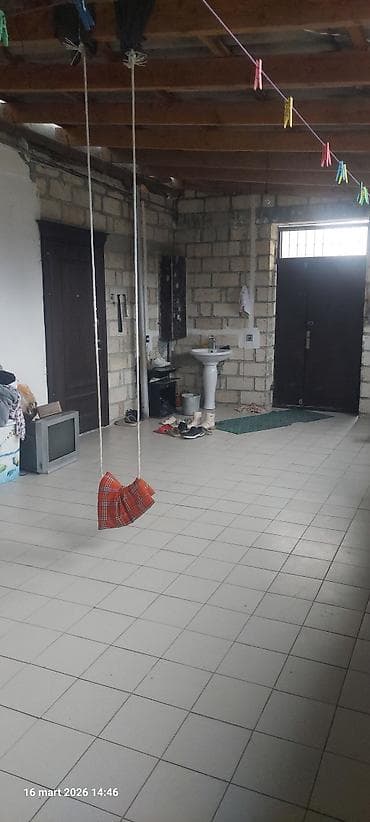 komsomol dairesinde satilan evler: 85 kv. m, 5 otaqlı, Qaz — 2