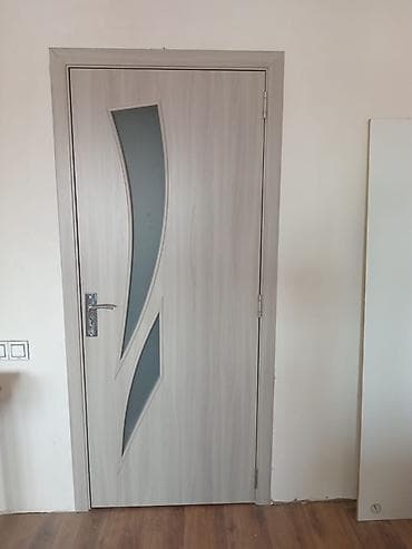 qapi alan: Otaq qapıları – müasir dizayn - Model: dekorativ şüşəli və relyefli — 2