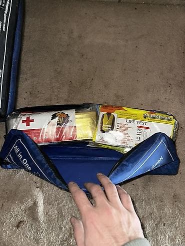 tibbe aid sekiller: Şəkildə gördüyünüz bütün apteçkalar yenidir Almanyadan gəlib çox — 2