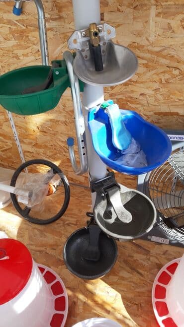 Рогатый скот: Кормушка, Для воды, Для животных, Самовывоз, Бесплатная доставка, Платная доставка — 1