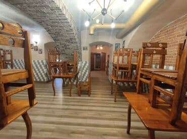 bakı tikiş evi ünvanları: Obyekt 100 m2-dir. Yeni təmir olunub. Əşyalı olaraq verilir. İçində — 2