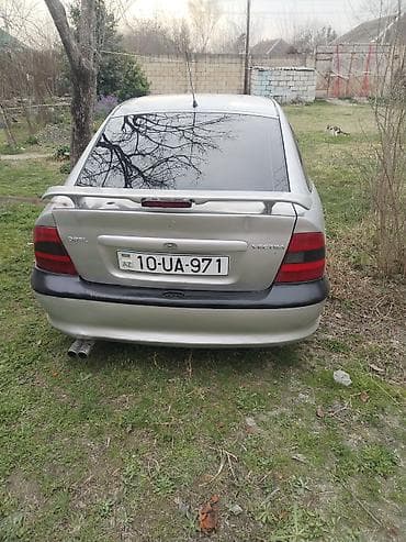 turbo az ford transit 2004: Opel Vectra sedan - Korpus: 4 qapılı sedan, gümüşü rəng - Nömrə — 3