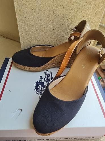 Босоножки, сандалии, шлепанцы: "Nine West" mağazasından 100 manata alınıb.cox az ve seliqeli — 2