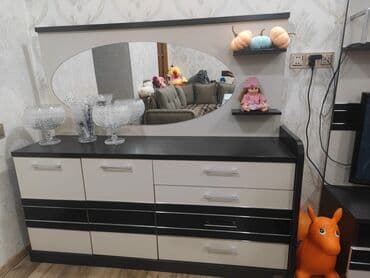yuxuda boşqab görmək: TV stend, Komod — 1