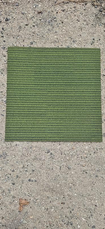 Məhsul: Zolaqlı xalça plitələri Təsvir: - Forma: kvadrat/plaka tipli — 1